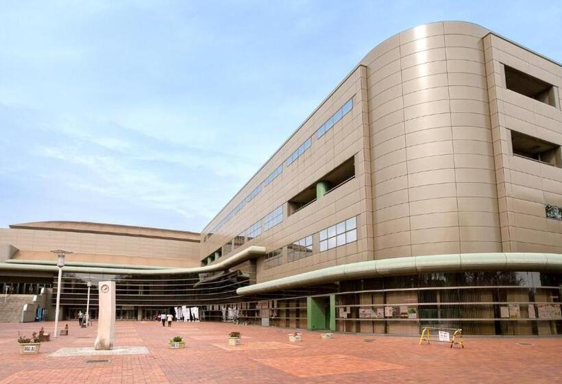 Отель Toyoko Inn Musashi-Nakahara Ekimae