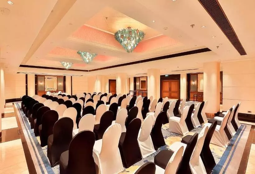 Welcomhotel By Itc Hotels, Devee Grand Bay, Visakhapatnam