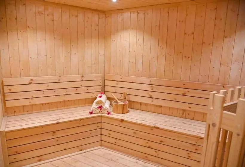 Welcomhotel By Itc Hotels, Devee Grand Bay, Visakhapatnam