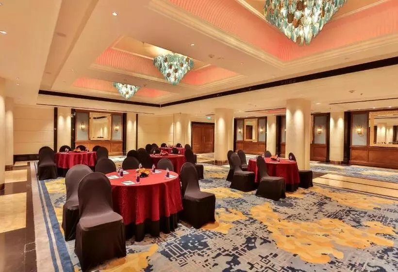 Welcomhotel By Itc Hotels, Devee Grand Bay, Visakhapatnam