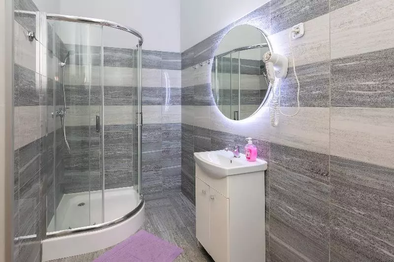 هاستل Queen Apartments