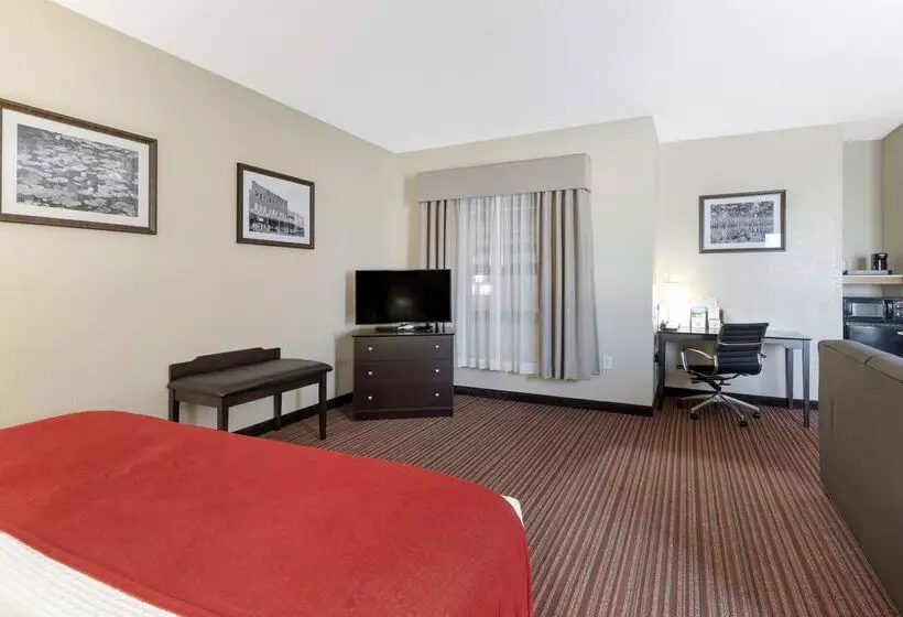 Отель Best Western Plus Bradbury Inn And Suites