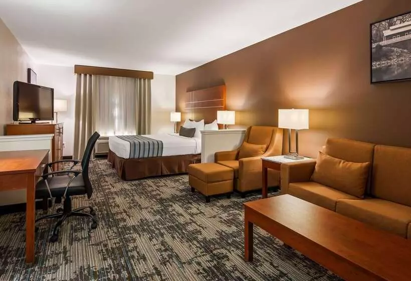 Отель Best Western Plus Wakeeney Inn & Suites