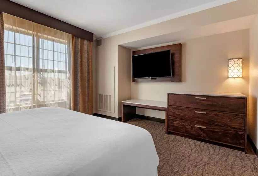 Best Western Premier Bridgewood Hotel Resort