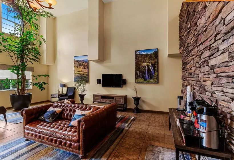 Отель Best Western Rose Quartz Inn