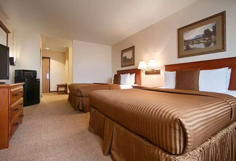 Отель Best Western Territorial Inn & Suites