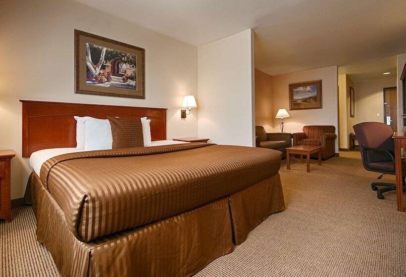 فندق Best Western Territorial Inn & Suites