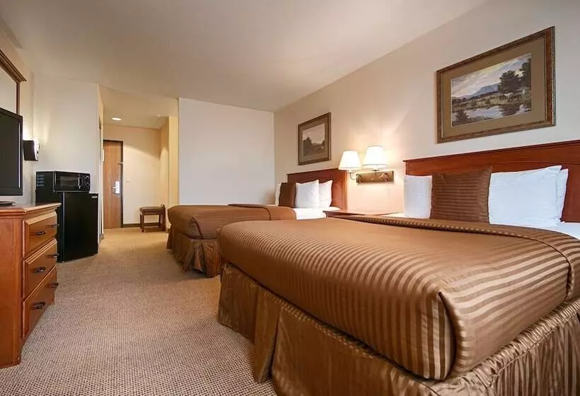 Отель Best Western Territorial Inn & Suites