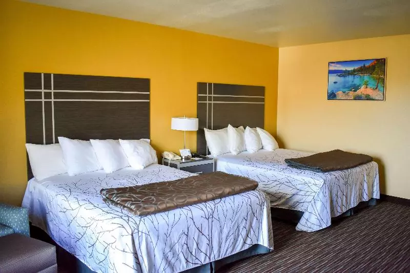 Отель Best Western Topaz Lake Inn