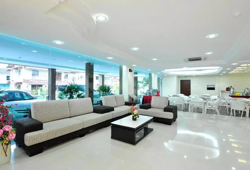 هتل Hallmark View