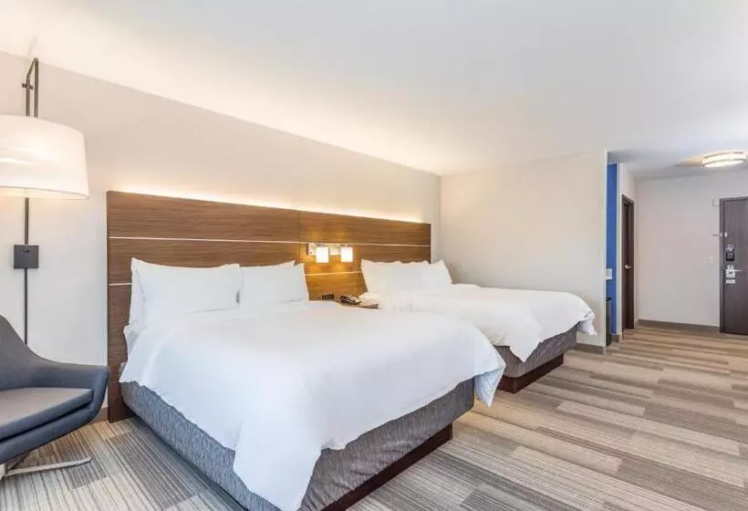 Holiday Inn Express Hotel & Suites Eau Claire North, An Ihg