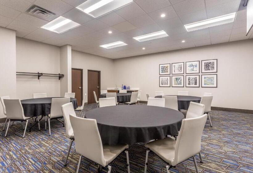 Holiday Inn Express Hotel & Suites Eau Claire North, An Ihg