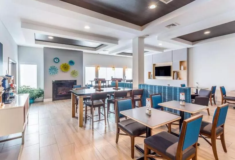 Holiday Inn Express Hotel & Suites Eau Claire North, An Ihg