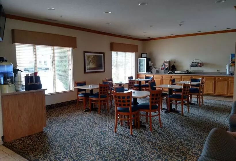 فندق Holiday Inn Express Toledo West Napoleon By Ihg