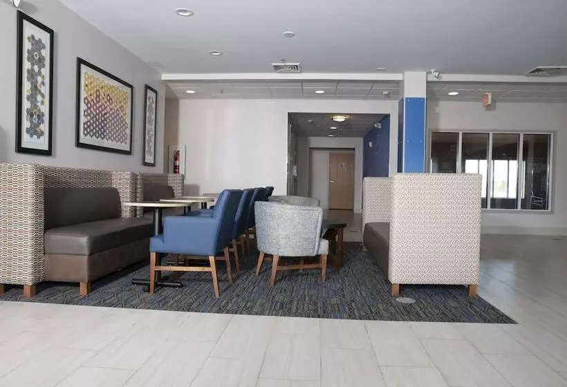 فندق Holiday Inn Express Toledo West Napoleon By Ihg