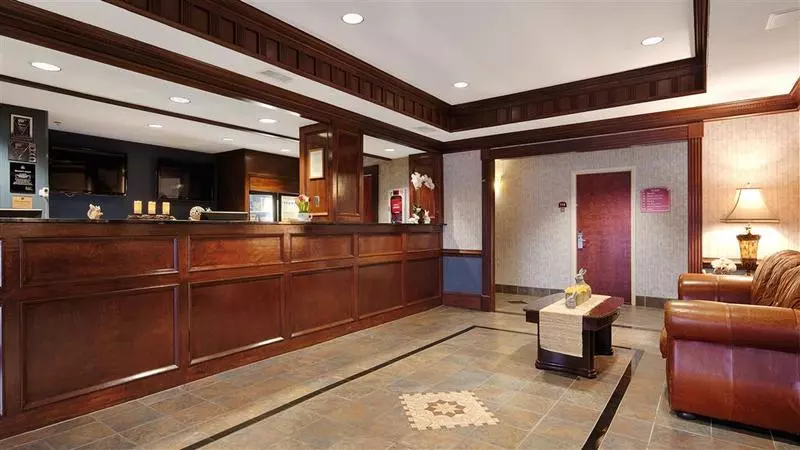 هتل Homestead Lodge Apart