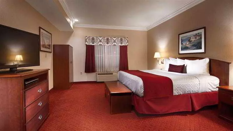 هتل Homestead Lodge Apart