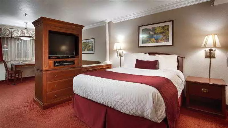 هتل Homestead Lodge Apart