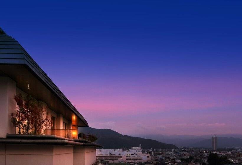 酒店 Kami No Yama Azumaya