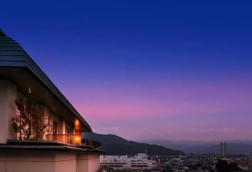 호텔 Kami No Yama Azumaya