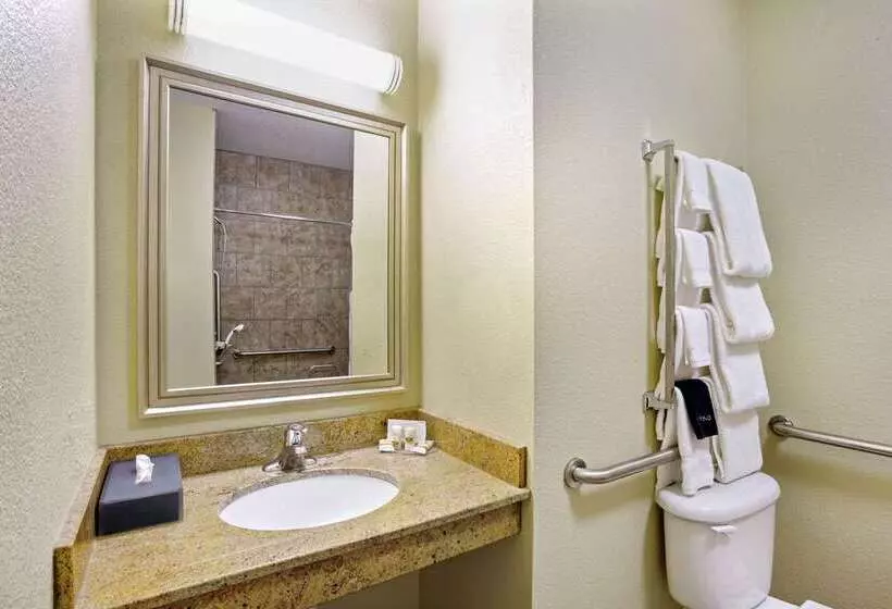 فندق La Quinta By Wyndham Bismarck