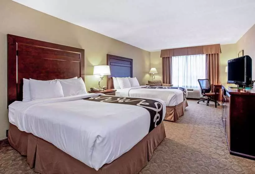 فندق La Quinta By Wyndham Bismarck