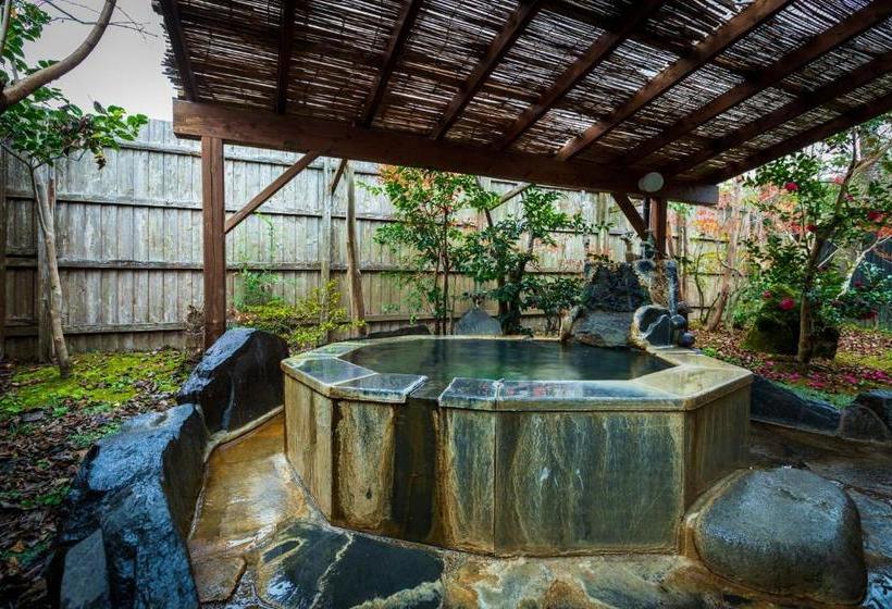 Отель Otasatonoyu Ayanosho