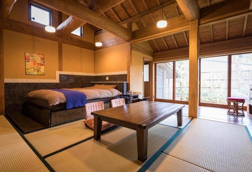 Отель Otasatonoyu Ayanosho