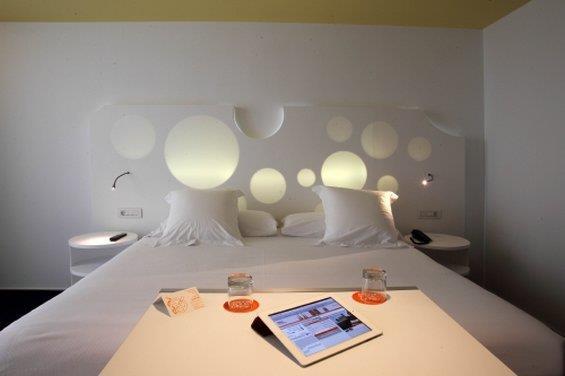 هتل Room Mate Pau