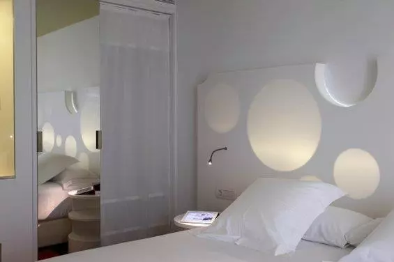 Отель Room Mate Pau