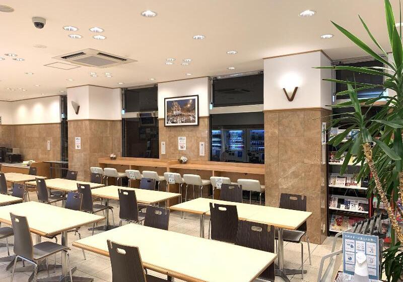 בית מלון כפרי Toyoko Inn Hakata Nishi-nakasu