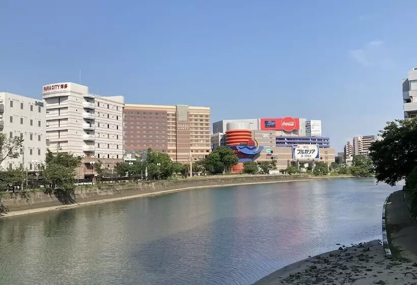 בית מלון כפרי Toyoko Inn Hakata Nishi-nakasu