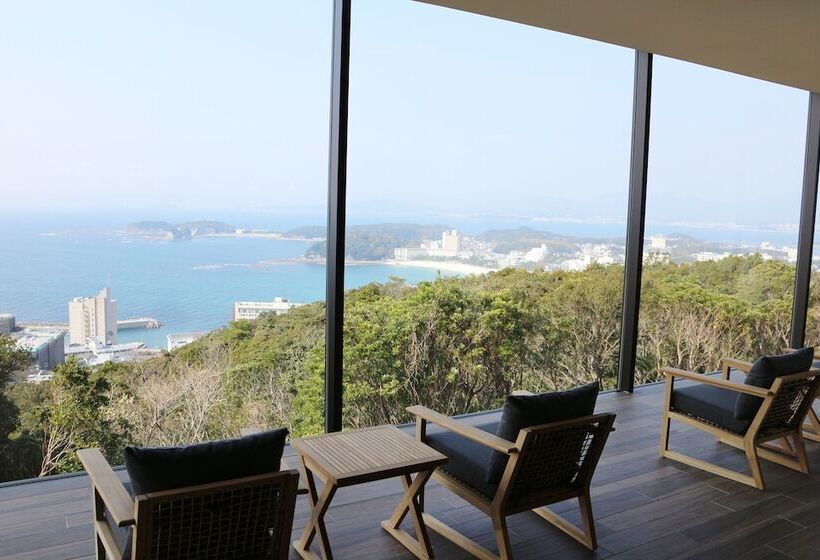 Infinito Hotel & Spa Nanki Shirahama