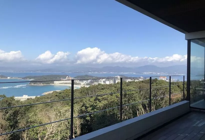 Infinito Hotel & Spa Nanki Shirahama