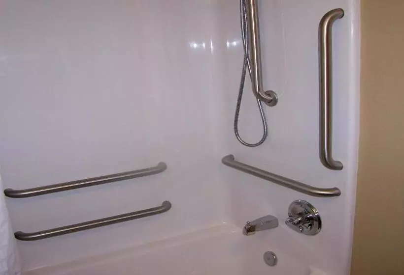 Candlewood Suites Buffalo Amherst, An Ihg