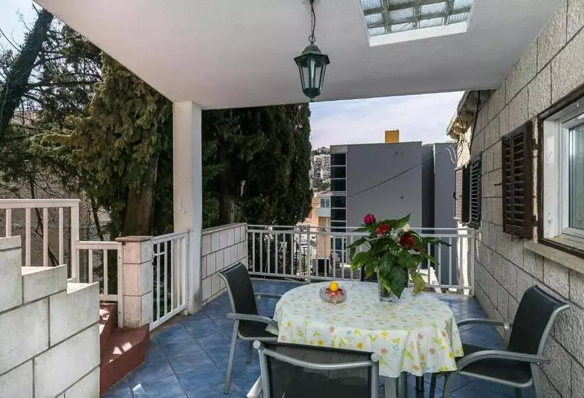 Хостел Kusalo Guesthouse