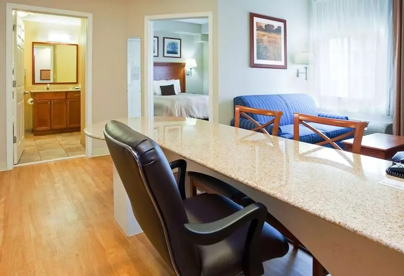 فندق Candlewood Suites Jacksonville, An Ihg