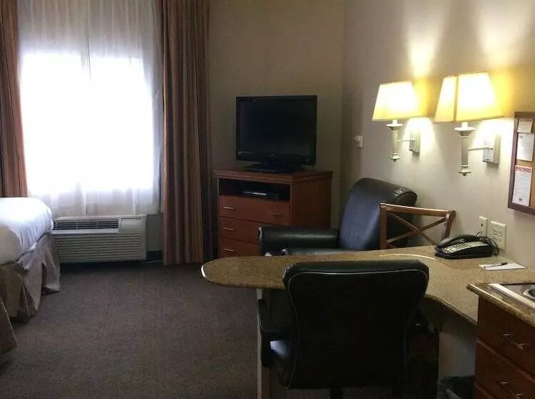 فندق Candlewood Suites Jacksonville, An Ihg