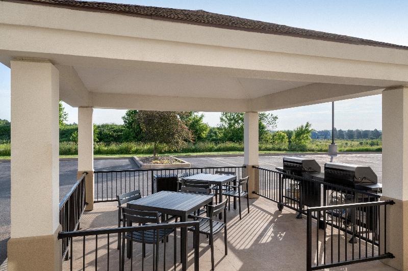 ホテル Candlewood Suites Watertown Fort Drum, An Ihg