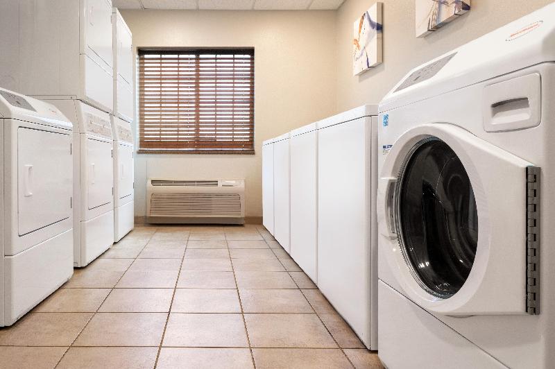 ホテル Candlewood Suites Watertown Fort Drum, An Ihg