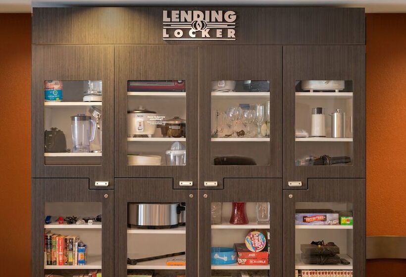 ホテル Candlewood Suites Watertown Fort Drum, An Ihg