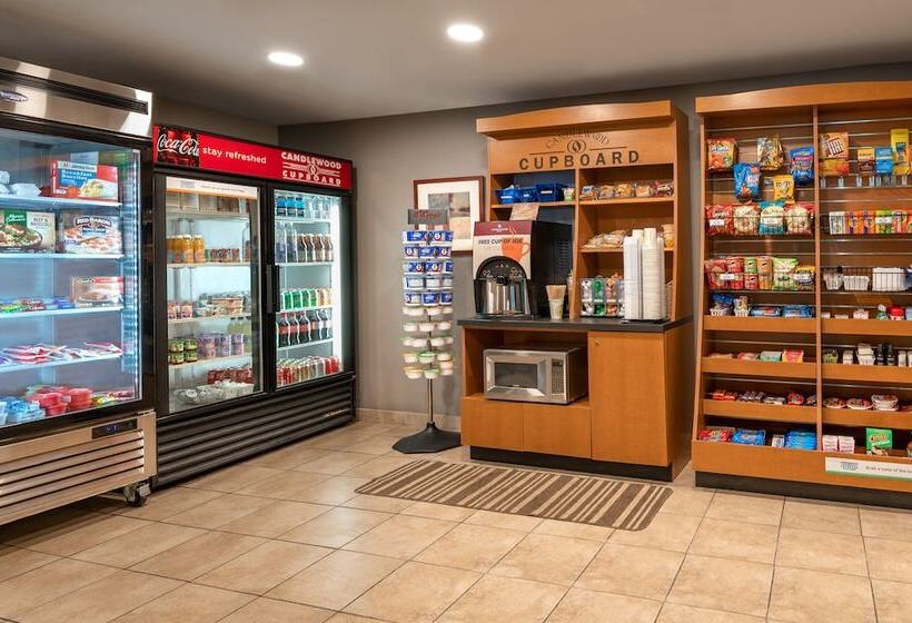 ホテル Candlewood Suites Watertown Fort Drum, An Ihg