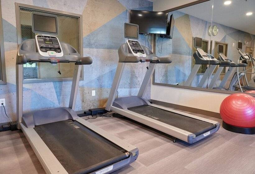 ホテル Candlewood Suites Watertown Fort Drum, An Ihg