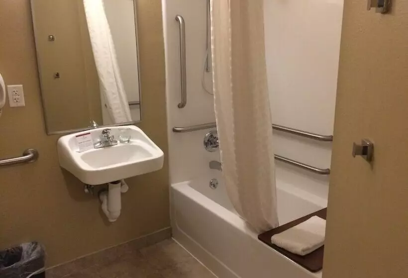 酒店 Candlewood Suites Watertown Fort Drum, An Ihg