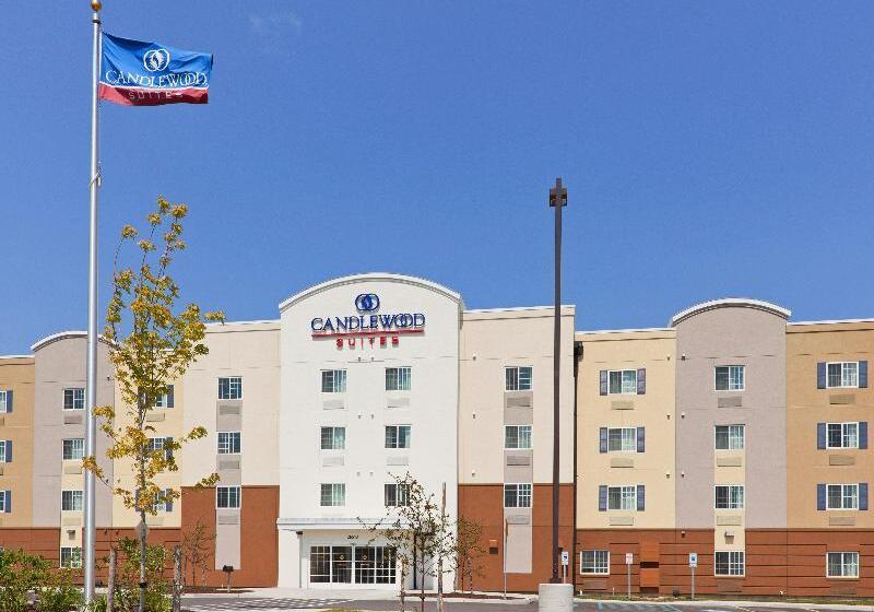 ホテル Candlewood Suites Watertown Fort Drum, An Ihg