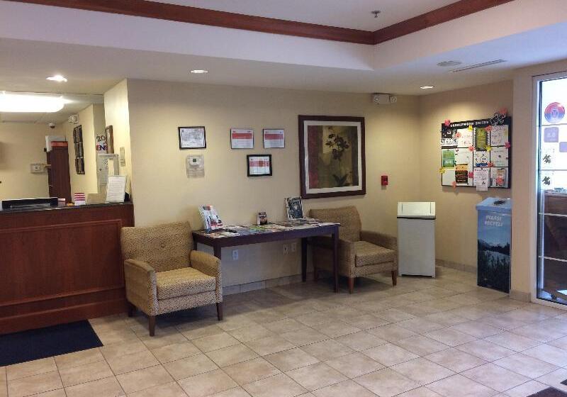 ホテル Candlewood Suites Watertown Fort Drum, An Ihg