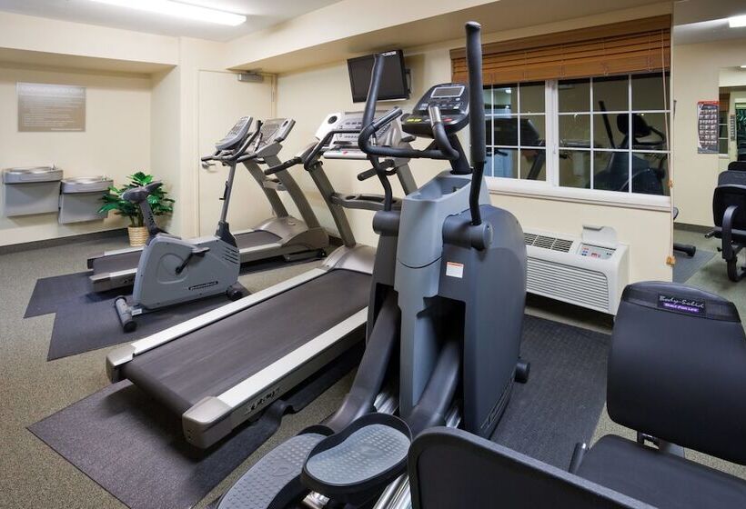 酒店 Candlewood Suites Milwaukee Brown Deer By Ihg