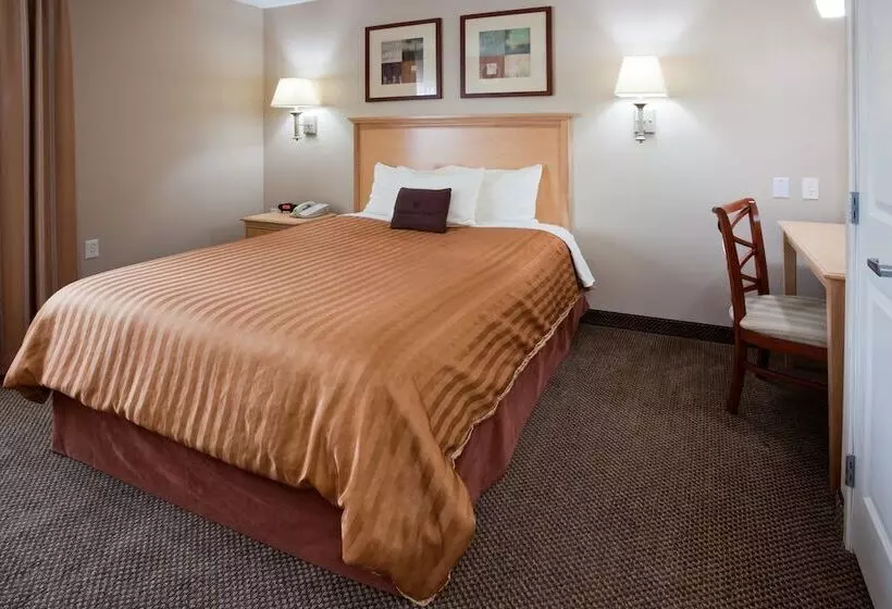 호텔 Candlewood Suites Milwaukee Brown Deer By Ihg