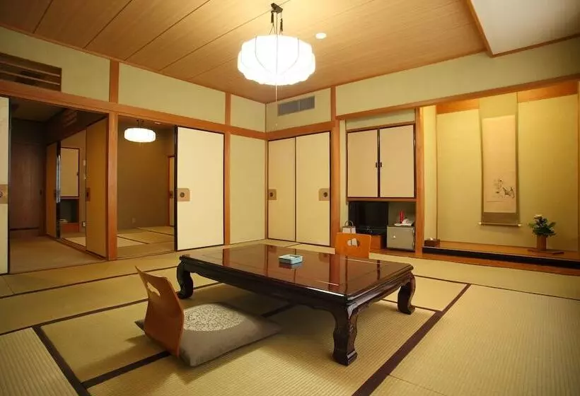 ホテル Chikurinin Gunpoen