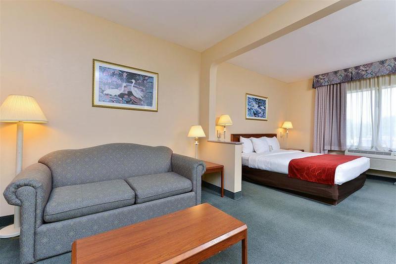 Отель Comfort Suites La Porte